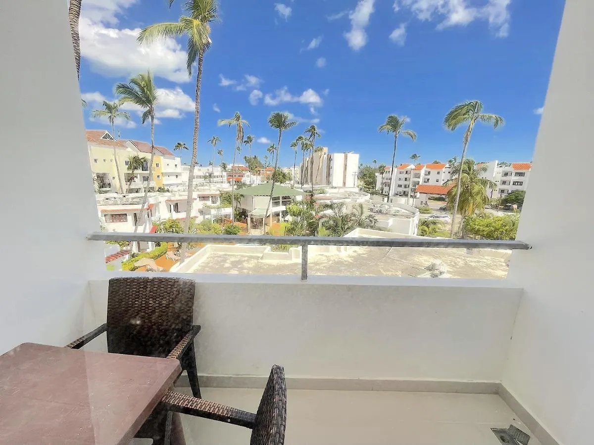 酒店 Ducassi Suites Rooms & Beach - Playa Bavaro - Wifi - Parking - Rooftop Pool & Spa 蓬塔卡纳