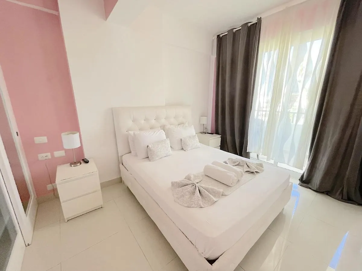 Ducassi Suites Rooms & Beach - Playa Bavaro - Wifi - Parking - Rooftop Pool & Spa 蓬塔卡纳