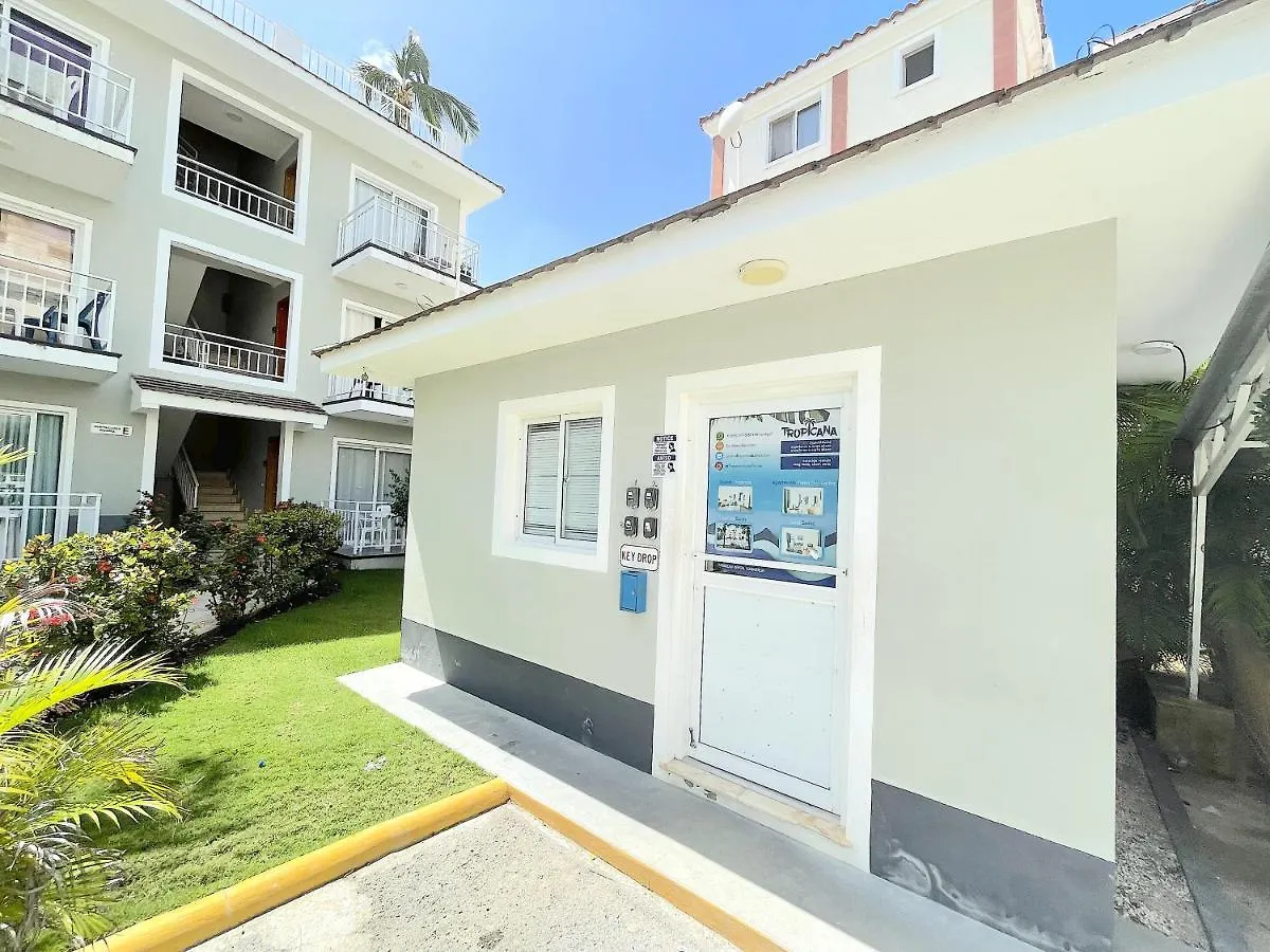 酒店 Ducassi Suites Rooms & Beach - Playa Bavaro - Wifi - Parking - Rooftop Pool & Spa 蓬塔卡纳